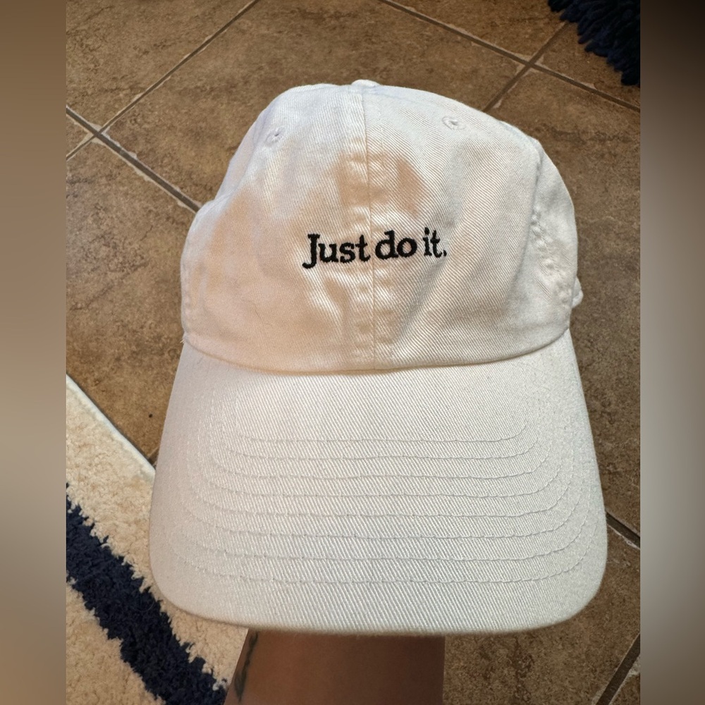 White Nike hat